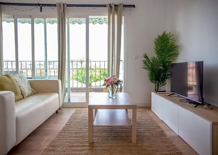 Stylish In Centro - Balcony And View شقة