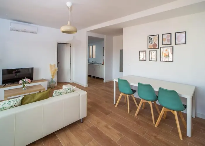 شقة Stylish In Centro - Balcony And View